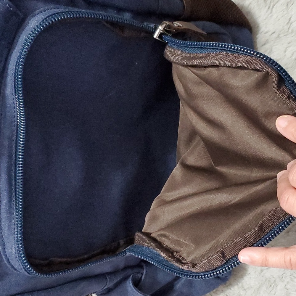 Blue padded backpack - Picture 9 of 9